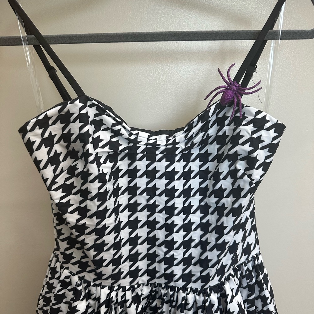 NWOT Unique Vintage Houndstooth Creepy Crawler Spider Darcy Dress Halloween Sz M - Picture 9 of 12